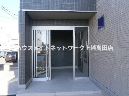 グランシャリオ Ａ棟のエントランス|エントランス