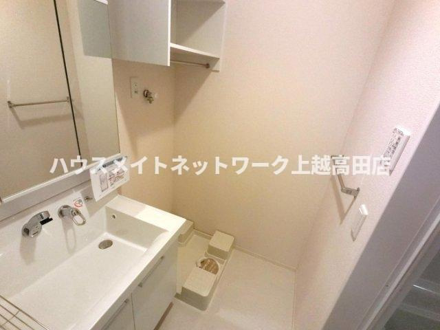 グランシャリオ Ａ棟の独立洗面台|洗髪洗面化粧台