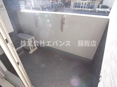 【バルコニー】 | Ａｎａｈｅｉｍ | 外からの目が気にならないバルコニーで洗濯物が干せます