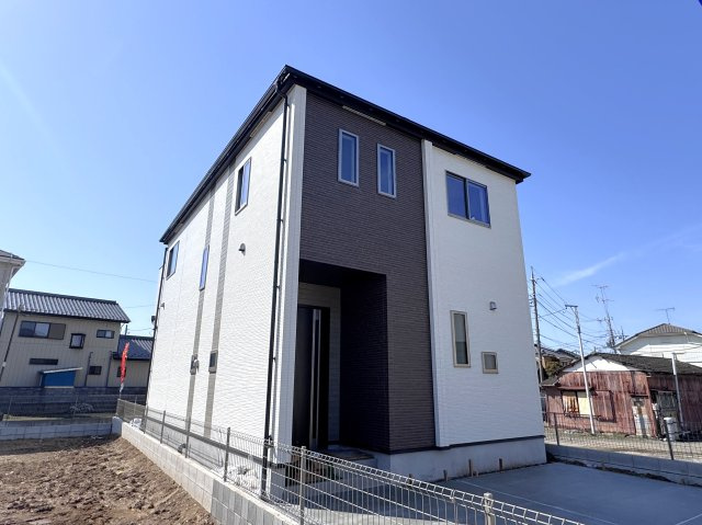 三郷市戸ケ崎新築戸建の外観|B号棟外観・完成済み内覧可能です！