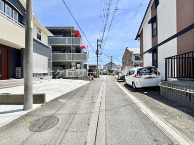 【前面道路含む現地写真】 | 三島市徳倉4丁目 新築一戸建て | 前面道路含む現地写真です