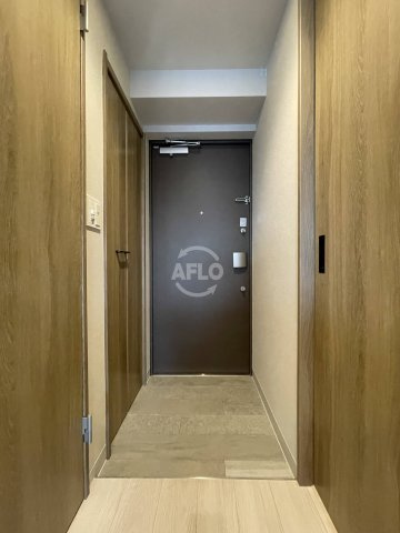 Louis Residence弁天町　弁天小学校の玄関|Louis Residence弁天町　玄関