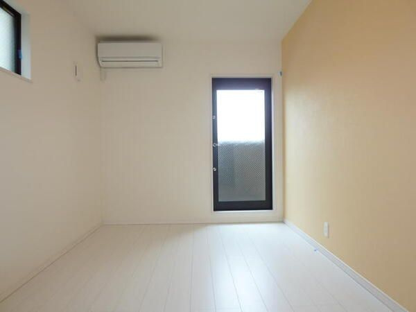 ソレイユ道場南の居間・リビング