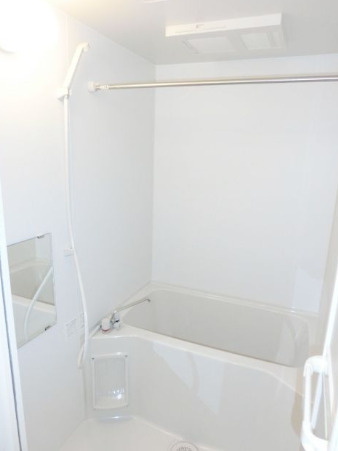 ソレイユ道場南の浴室