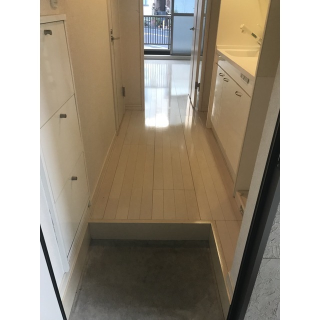 サニーサイド千葉の玄関