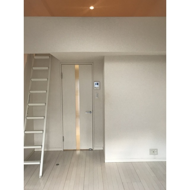 サニーサイド千葉の居間・リビング