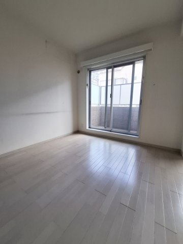 プライムレジデンス西宮の洋室