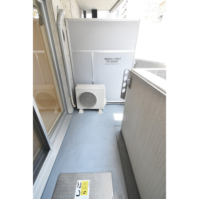プライムアーバン松屋町のバルコニー