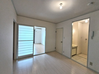 明るい印象のお部屋です♪