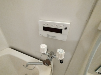 浴室内の給湯パネル♪
