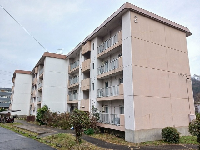 三室山コープタウンの外観