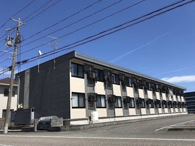 レオパレスフォンティーヌの外観