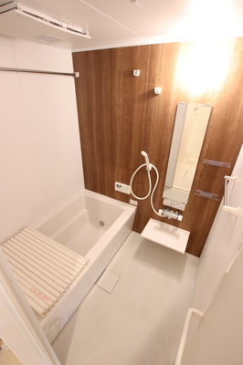 ※風呂ふたは設備ではありません