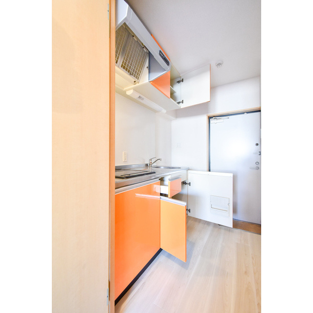 SERENiTE天六西のキッチン