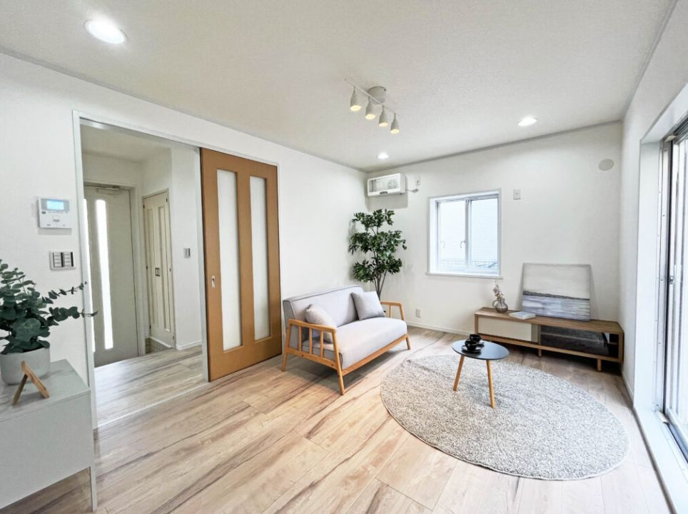 綾瀬市上土棚中６丁目　中古戸建の居間・リビング|居間です