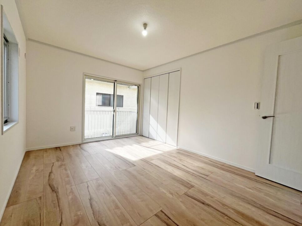 綾瀬市上土棚中６丁目　中古戸建の洋室|ゆったりした洋室です