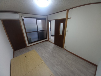 【洋室】 | 明輝春日マンション