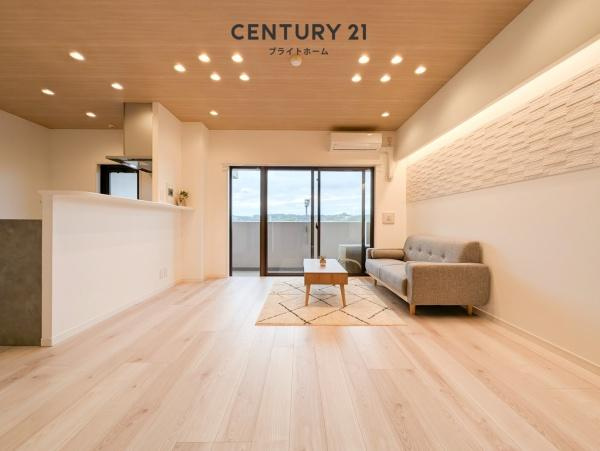 ダイアパレスワンダースケープの居間・リビング|明るいLDK！！
陽当たり良好です。
