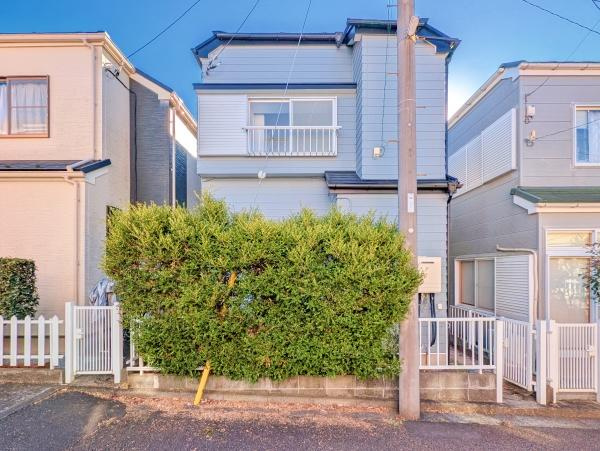 横浜市青葉区田奈町の中古一戸建の前面道路含む現地写真|閑静な住宅街につき住環境良好です♪