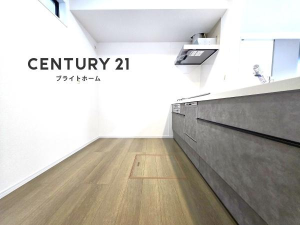 横浜市磯子区洋光台６丁目の新築一戸建のキッチン|広々としたキッチンは、
落ち着いて料理が出来ます！