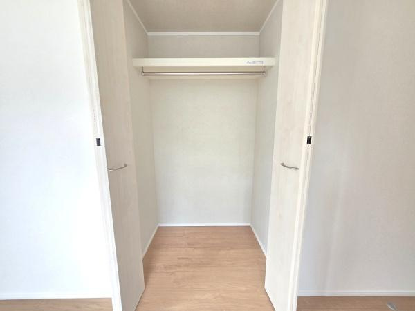 横浜市青葉区荏田町の新築一戸建の収納|豊富な収納スペース。
収納が多いと、お部屋が広く使えます！