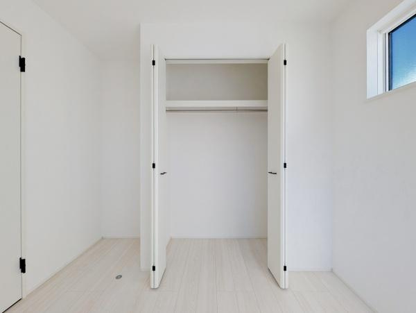 相模原市緑区相原１丁目の新築一戸建の収納|クローゼットもあるので収納にも困りません！
荷物が多い方にも安心です。