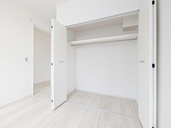 相模原市中央区由野台１丁目の新築一戸建の収納|豊富な収納スペース。
収納が多いと、お部屋が広く使えます！