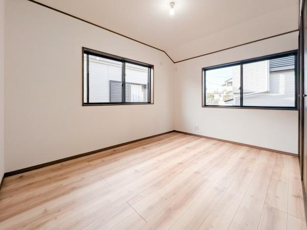 横浜市戸塚区前田町の中古一戸建の洋室|落ち着きのある洋室です！
休日はこちらでおくつろぎ下さい♪