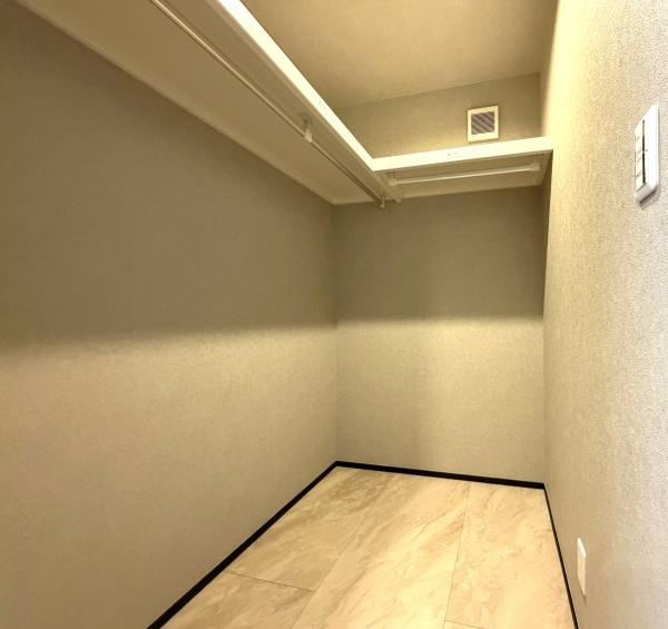 横浜市保土ケ谷区明神台の新築一戸建の収納|これだけ収納があると助かりますね！
お荷物の多いご家族も安心です！