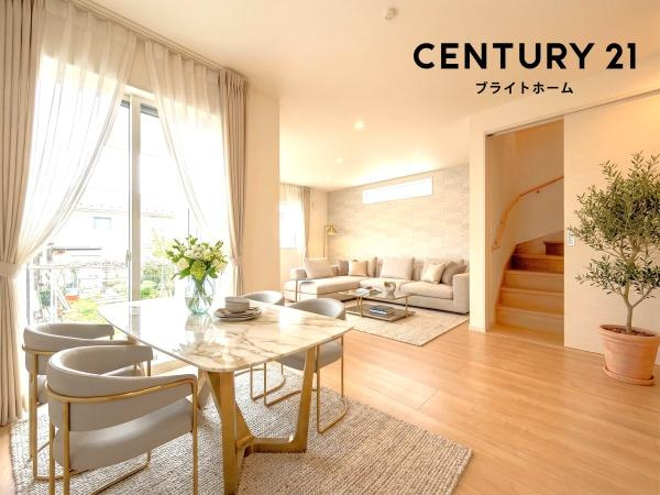 横浜市保土ケ谷区新井町の新築一戸建の居間・リビング|自慢したくなるリビング！
形も良く家具の配置にも困りません。
※家具等はＣＧでの参考レイアウトです。