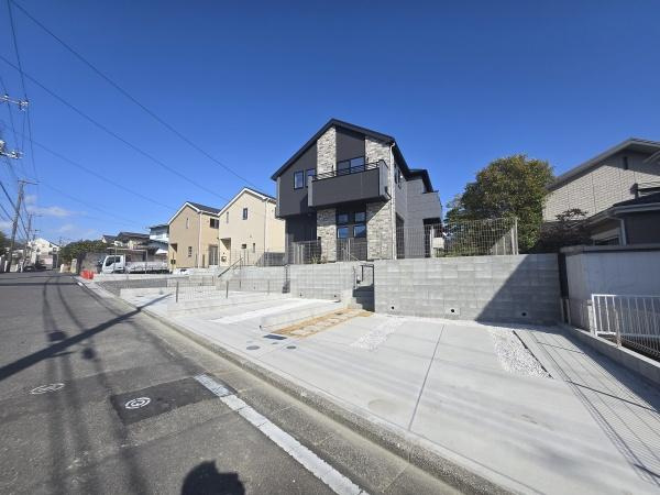 横浜市磯子区洋光台１丁目の新築一戸建の前面道路含む現地写真|閑静な住宅街につき住環境良好です♪