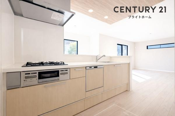 横浜市磯子区洋光台１丁目の新築一戸建のキッチン|対面式のキッチンはお料理中でも家族とのお話も弾みます。
