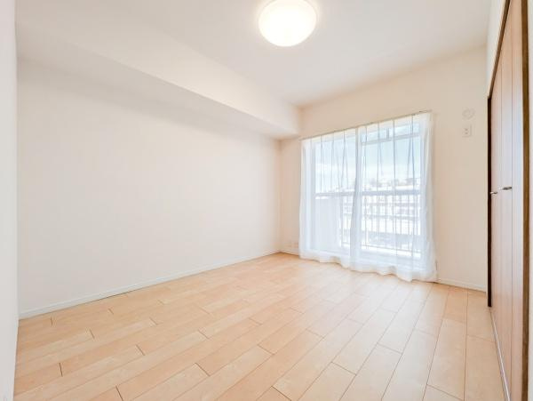 ニューシティ東戸塚緑の街４号棟の洋室|落ち着きのある洋室です！
休日はこちらでおくつろぎ下さい♪