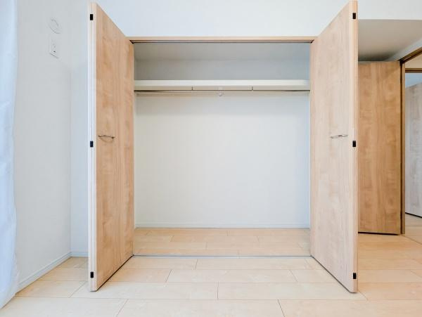 ニューシティ東戸塚緑の街４号棟の収納|これだけ収納があると助かりますね！
お荷物の多いご家族も安心です！