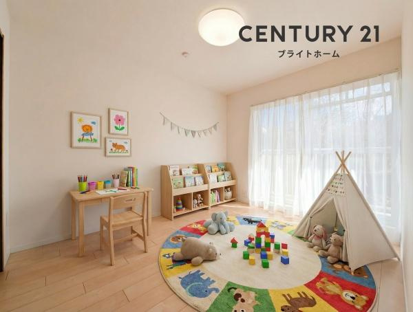 ニューシティ東戸塚緑の街４号棟の洋室|広さも十分で窓からの光が嬉しい洋室です。
※家具等はCGでの参考レイアウトです。