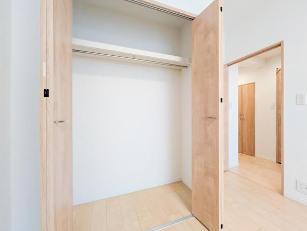 ニューシティ東戸塚緑の街４号棟の収納|各室収納付きです。
これだけ収納があると助かりますね！