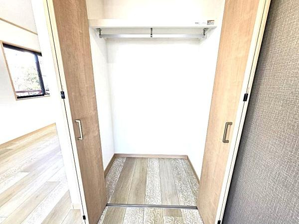 横浜市金沢区富岡東１丁目の中古一戸建の収納|豊富な収納スペース。
収納が多いとお部屋が広く使えます！