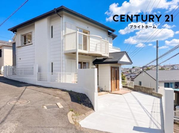 横浜市神奈川区松見町２丁目の中古一戸建の外観|内外装リフォーム前の写真になります。