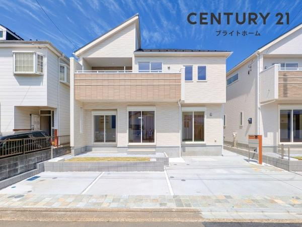 横浜市旭区中沢３丁目の新築一戸建の外観|堂々と完成しました！いつでもご案内可能です！
お車でご自宅まで送迎承ります。
