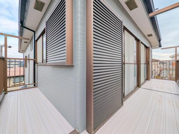 横浜市南区大岡４丁目の中古一戸建のバルコニー|広さも十分のバルコニー！！
風が心地よいです！