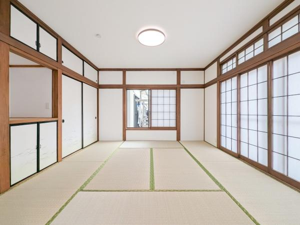 横浜市南区大岡４丁目の中古一戸建の和室|押し入れ収納も豊富！
お客さんが来た時には客室としても利用できます♪