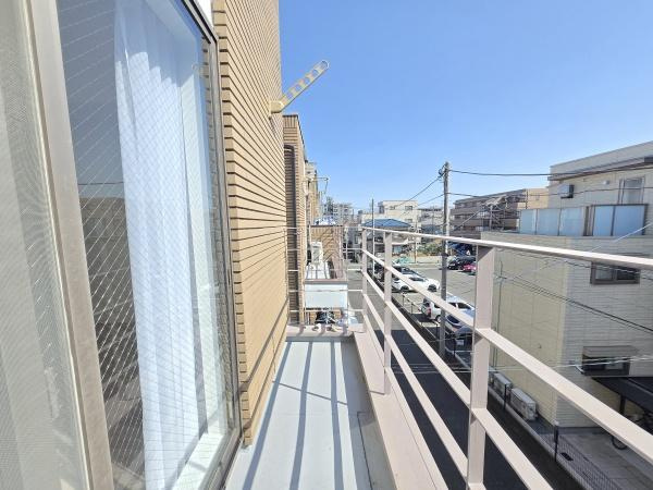 横浜市港北区日吉７丁目の中古一戸建のバルコニー|陽当り良好のバルコニー！
風通しもよく気持ちいいです