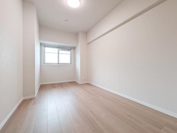 第３大船パークタウンＧ号棟の洋室|落ち着きのある洋室です！
休日はこちらでおくつろぎ下さい♪