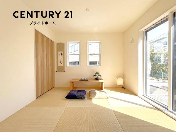 横浜市旭区今宿南町の新築一戸建の和室|食後の後は和室でゴロゴロ出来ちゃいます！
お客さんが来た時には客室としても利用できます♪
※畳、家具等はCGでの参考レイアウトです。