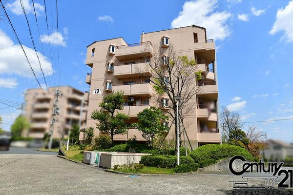 馬見第一住宅　１３号棟の外観|■現地撮影写真■２０２６年２月フルリフォーム済！お気軽にお問い合わせください！