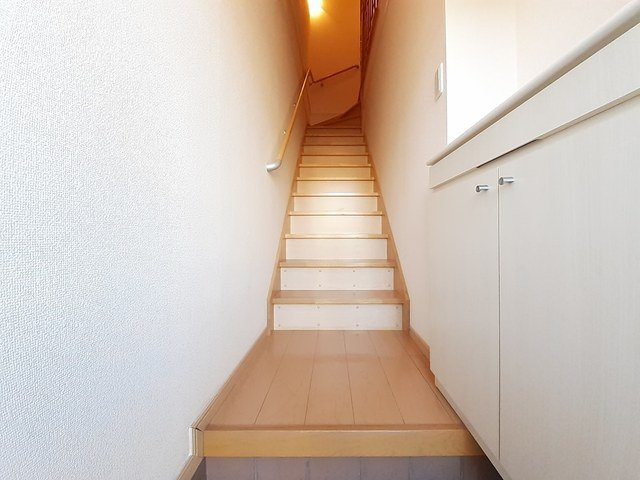 クロワールベルＡの玄関|ゆったりとした玄関です