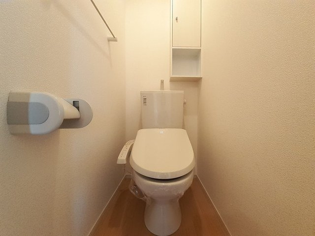 グリーンフロイドのトイレ|清潔感のあるトイレです