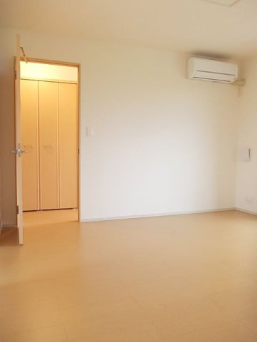 リムジン・グレィスの居間・リビング