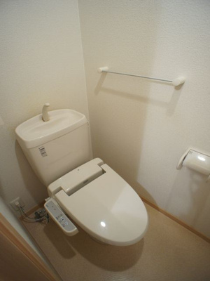 【トイレ】 | プレーザントハウスＦ | 温水洗浄暖房便座機能付きです♪