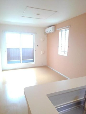 プロムナードの居間・リビング